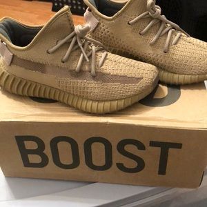 Yeezy Boost 350 V2 Earth size 5.5